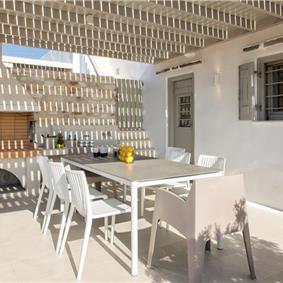 5 bedroom villa with pool near Aliki, Paros, sleeps 10